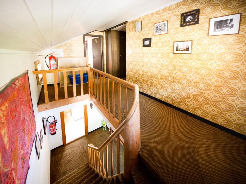 Nangijala Hostel Disentis Esterno foto